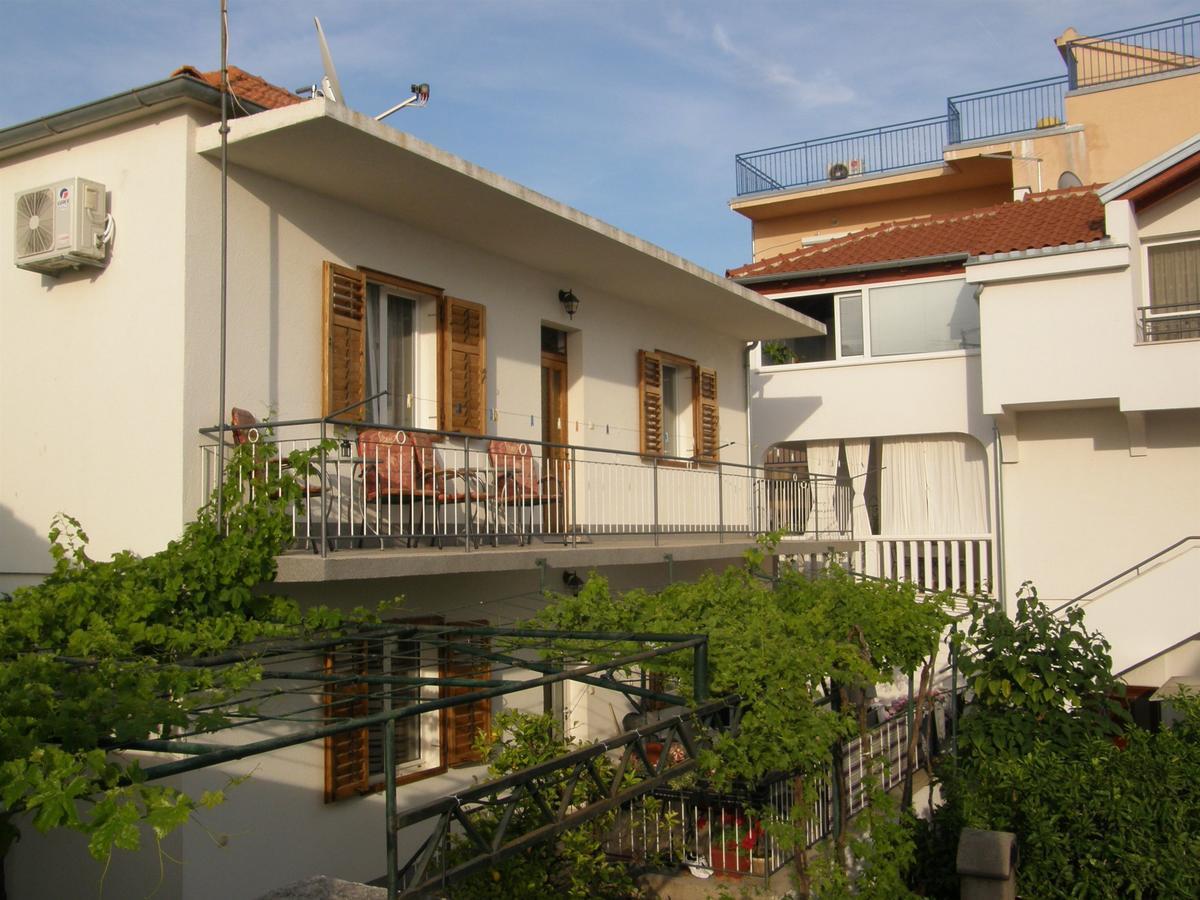 Apartment Antonija Primosten Luaran gambar